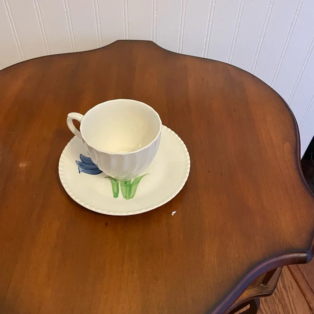 Franklin‎ Kent Tulip saucer & generic mug